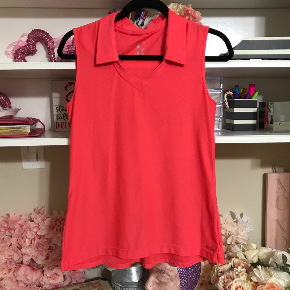 MONDETTA SLEEVELESS V NECK ACTIVE POLO